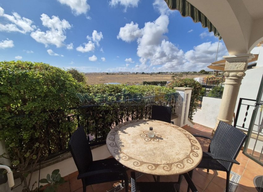 Återförsäljning - Duplex -
Orihuela Costa - Villamartín