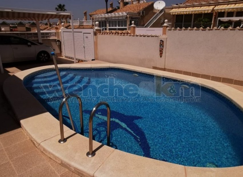 Återförsäljning - Fristående villa -
Orihuela Costa - Los Altos