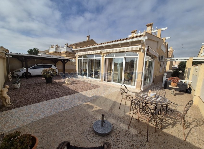 Återförsäljning - Fristående villa -
Orihuela Costa - Los Altos