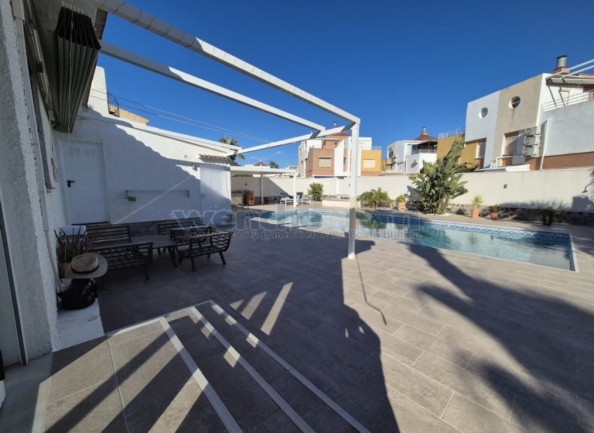 Återförsäljning - Fristående villa -
Orihuela Costa - Los Balcones