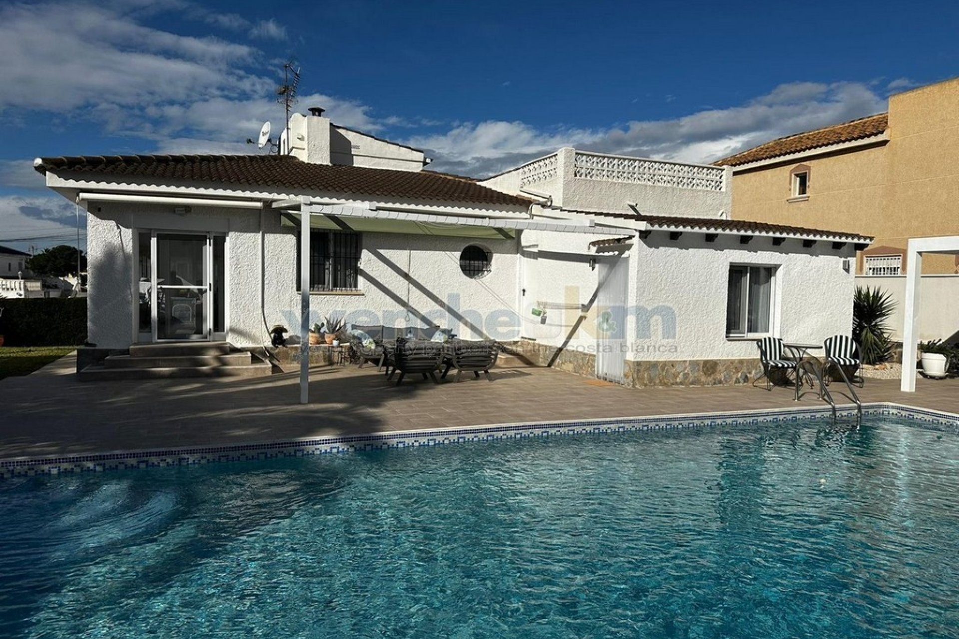 Återförsäljning - Fristående villa -
Orihuela Costa - Los Balcones