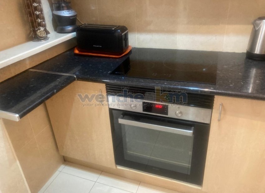 Återförsäljning - Quatro -
Orihuela Costa - La Florida