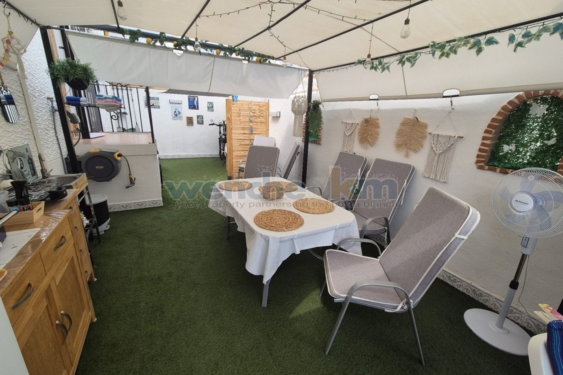 Återförsäljning - Quatro -
Orihuela Costa - Los Altos