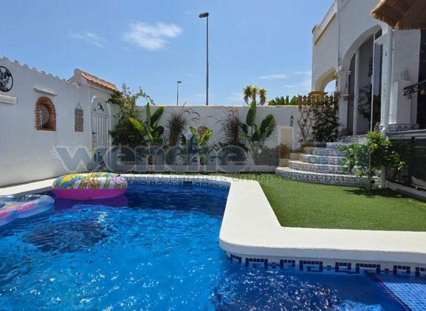 Återförsäljning - Quatro -
Orihuela Costa - Los Altos