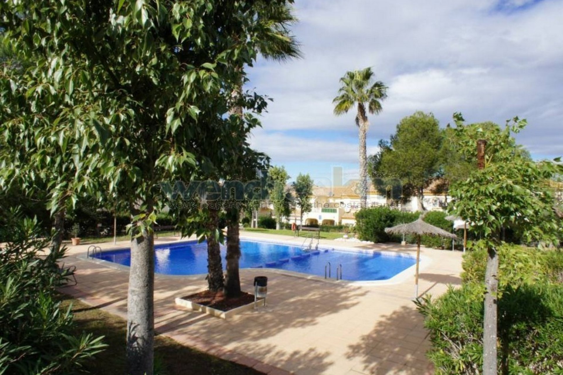 Återförsäljning - Quatro -
Orihuela Costa - Los Altos