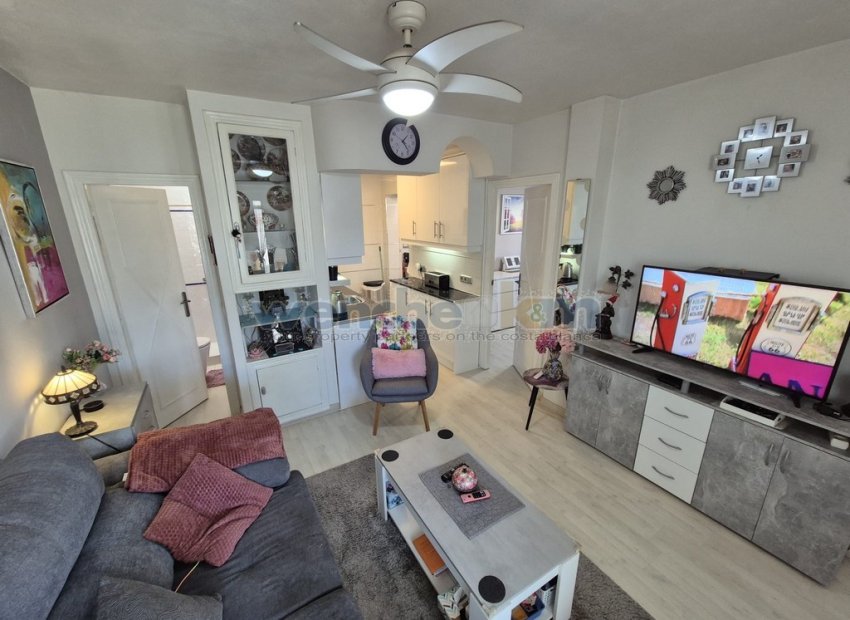 Återförsäljning - Quatro -
Orihuela Costa - Los Altos