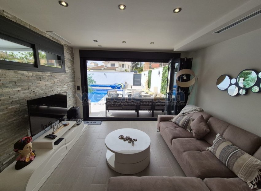 Återförsäljning - Semi-Detached -
Orihuela Costa - Dehesa de campoamor