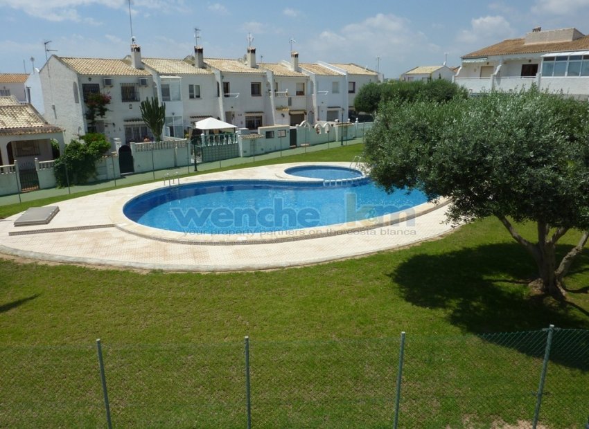 Återförsäljning - Semi-Detached -
Orihuela Costa - La Florida