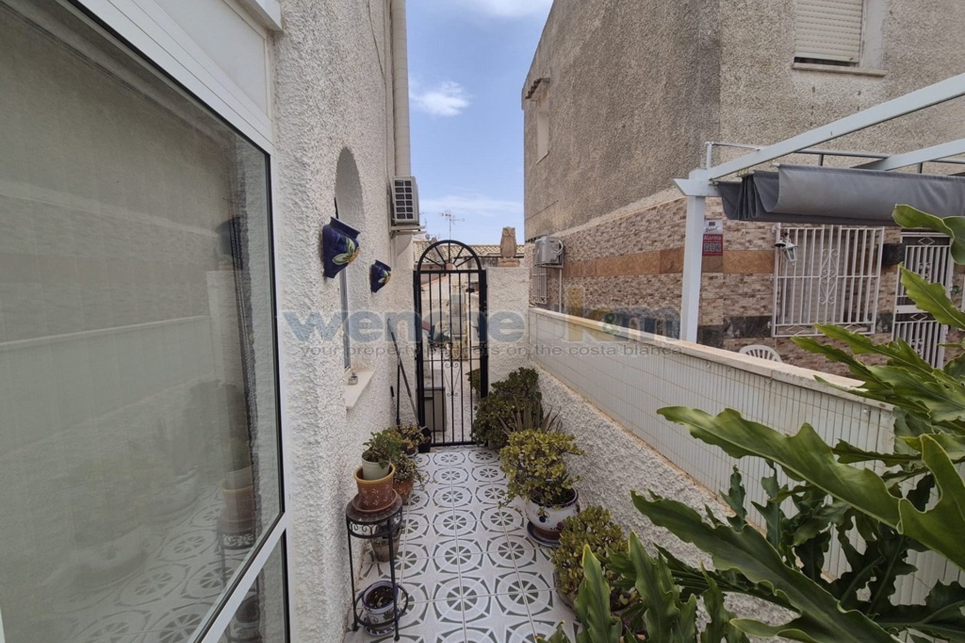 Återförsäljning - Semi-Detached -
Orihuela Costa - La Florida