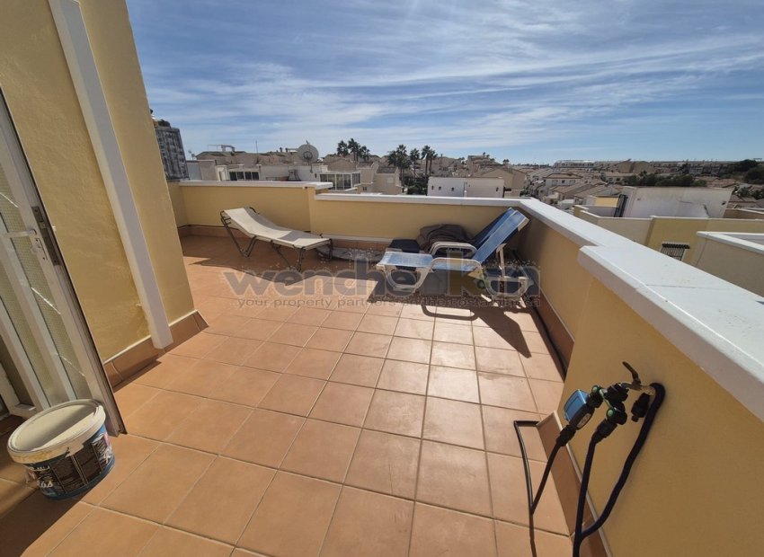 Återförsäljning - Semi-Detached -
Orihuela Costa - Los Altos