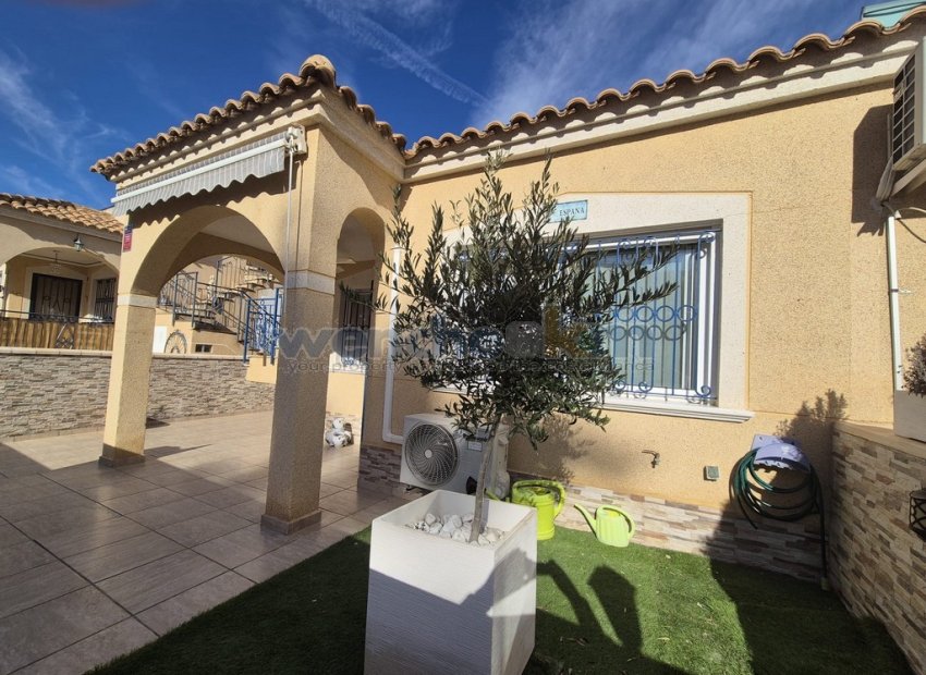Återförsäljning - Semi-Detached -
Orihuela Costa - Los Altos