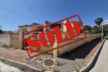 Casa Adosada - Reventa - Orihuela Costa -
                Los Balcones