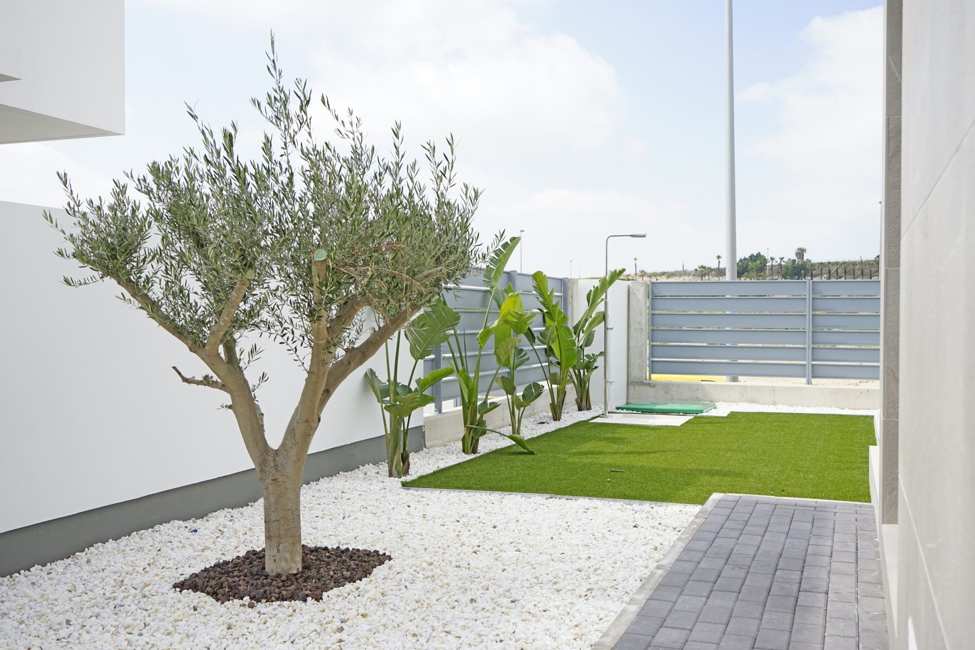 Neue Gebäude - Freistehende Villa -
Entrenaranjos