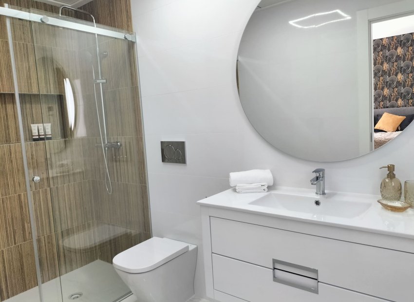 Neue Gebäude - Freistehende Villa -
Pilar de la Horadada