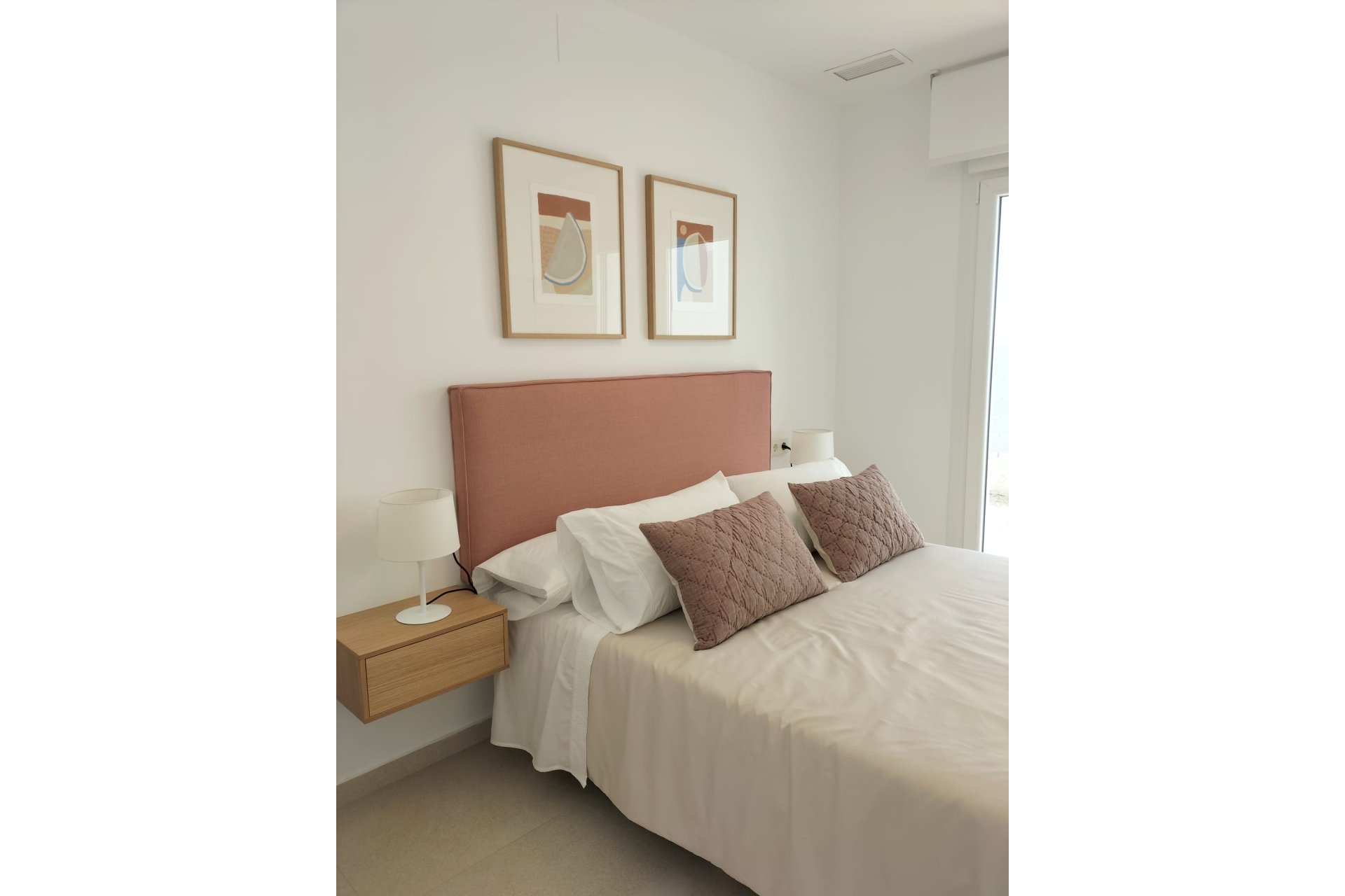 New Build - Detached Villa -
Entrenaranjos