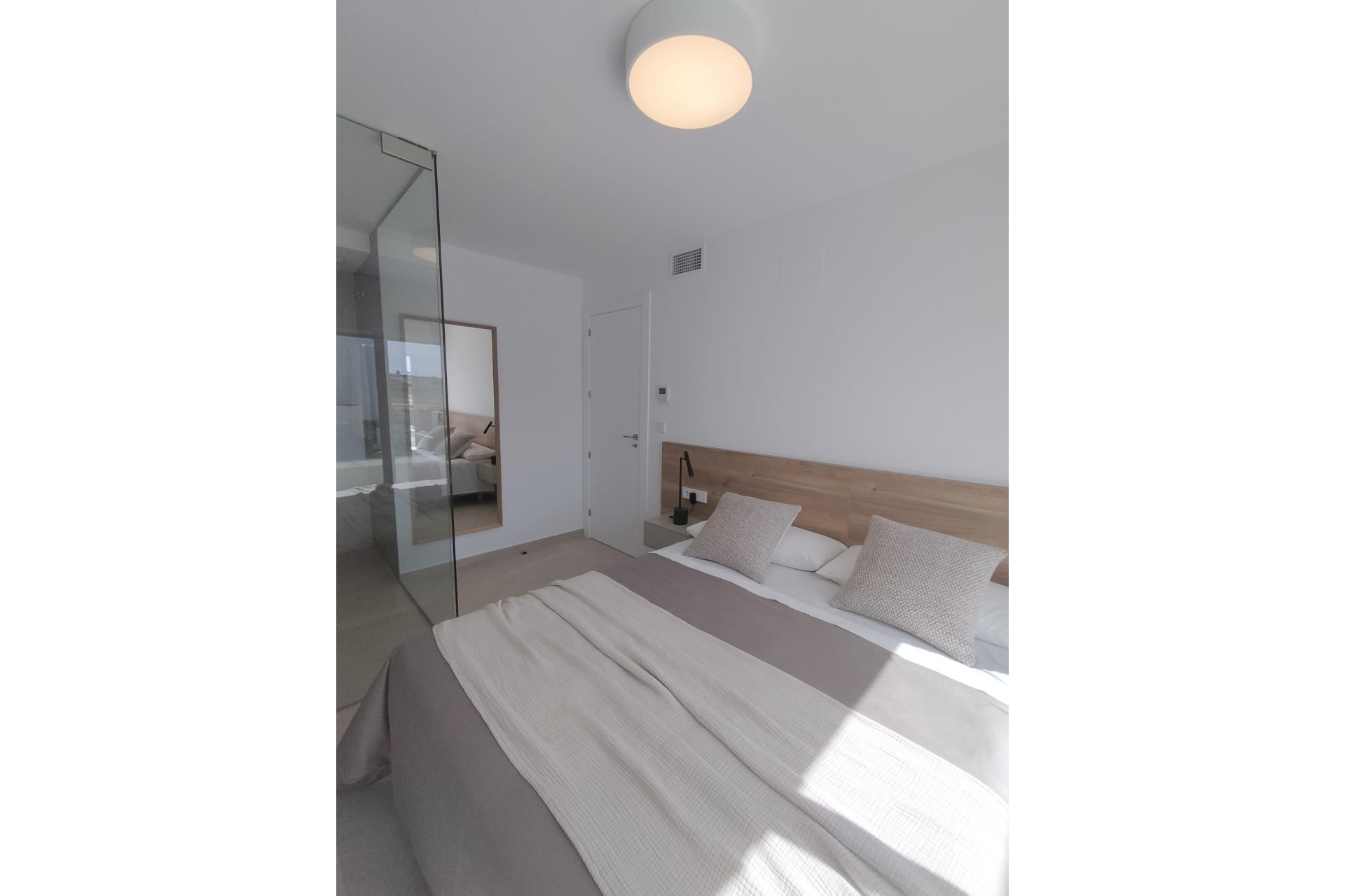 New Build - Detached Villa -
Entrenaranjos