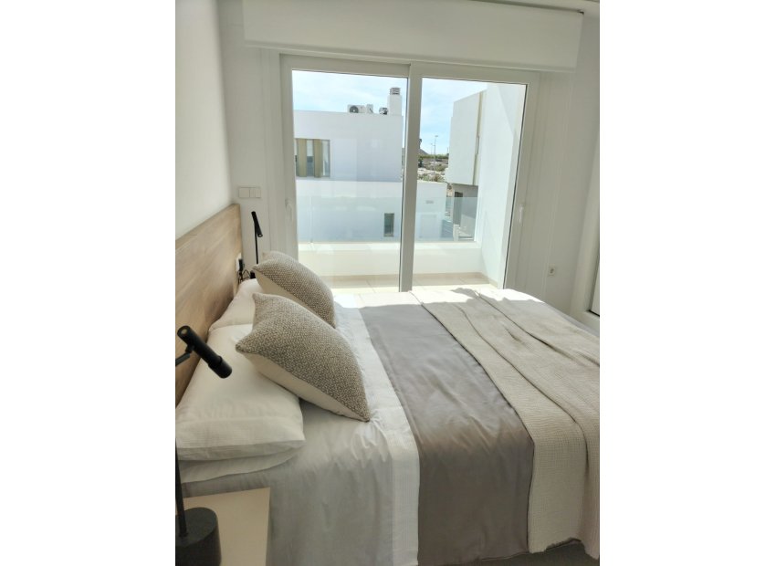 New Build - Detached Villa -
Entrenaranjos