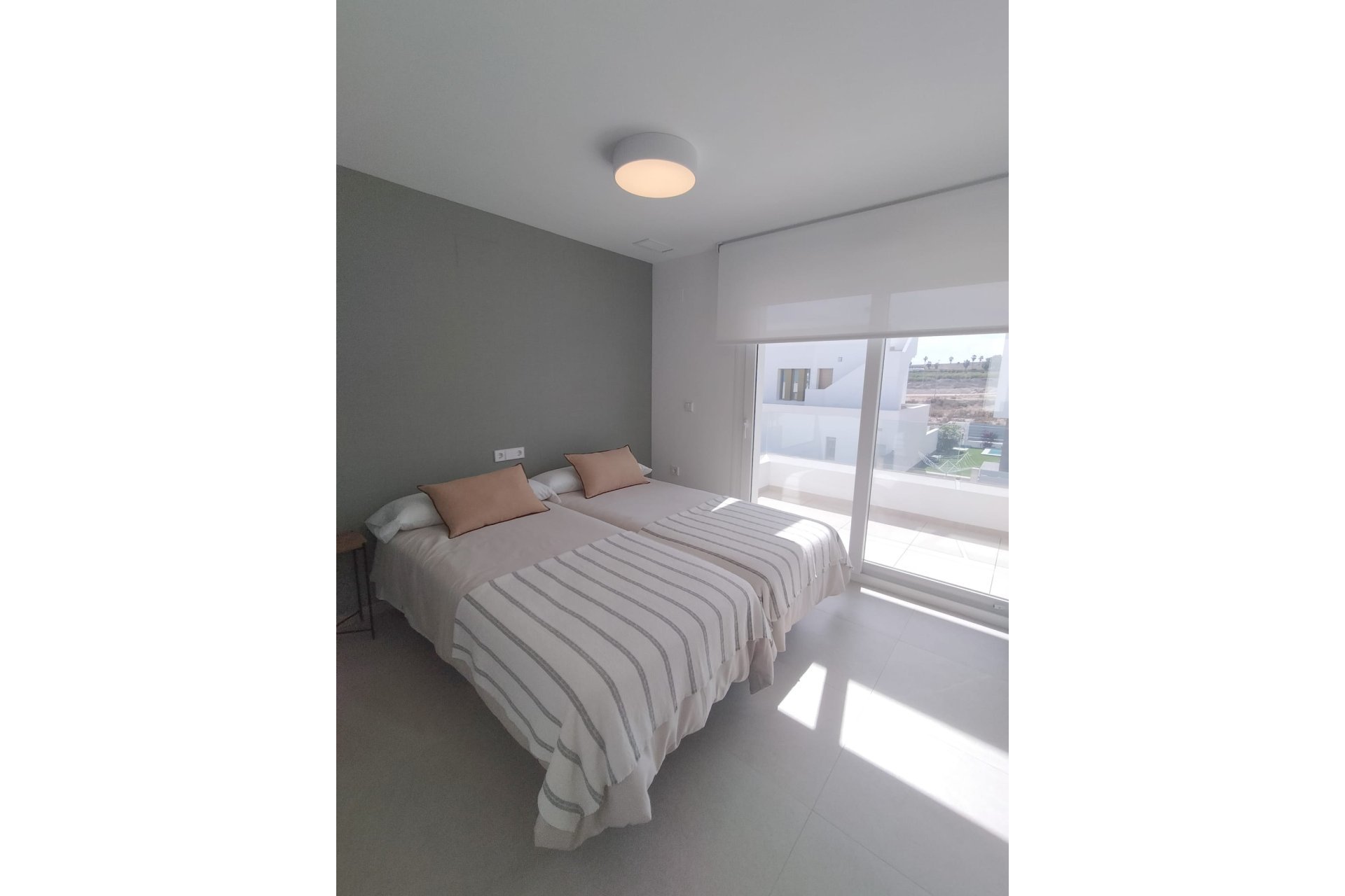 New Build - Detached Villa -
Entrenaranjos