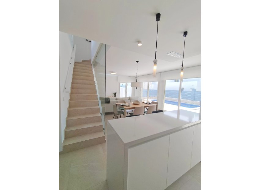 New Build - Detached Villa -
Entrenaranjos