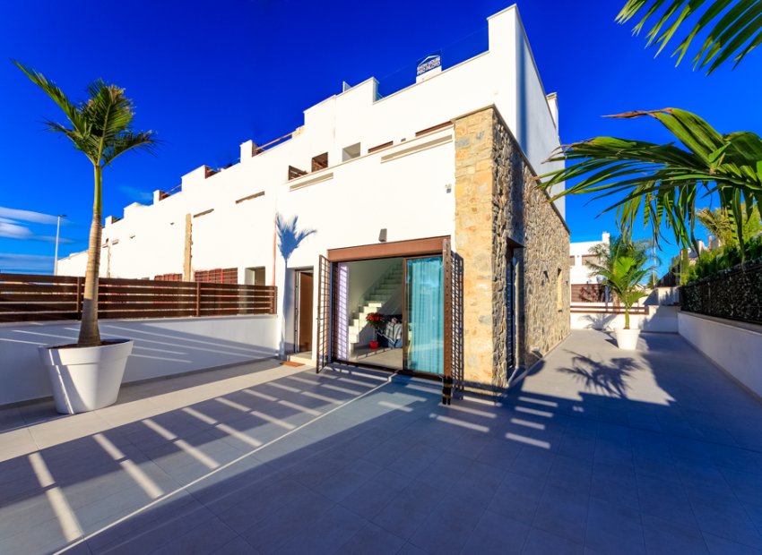 New Build - Terraced House -
Pilar de la Horadada