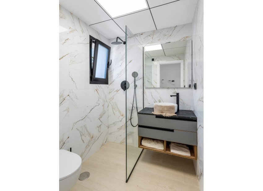 Nouvelle construction - Appartement -
Guardamar del Segura