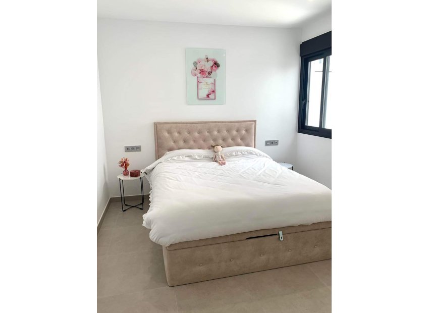 Nouvelle construction - Appartement -
Pilar de la Horadada
