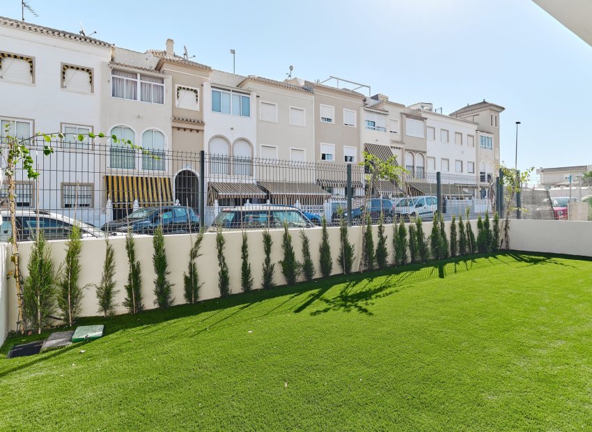 Nouvelle construction - Bungalow-Appartement -
Torrevieja