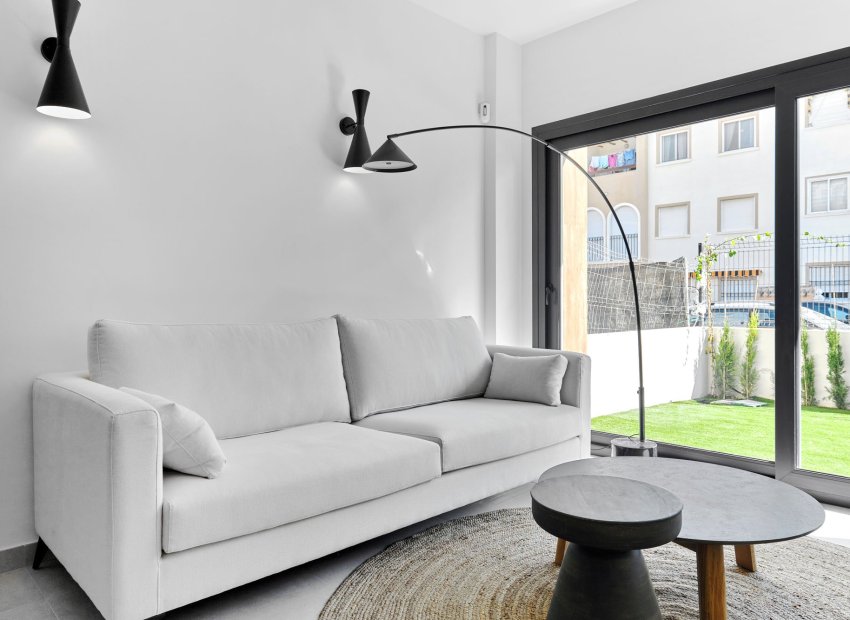 Nouvelle construction - Bungalow-Appartement -
Torrevieja