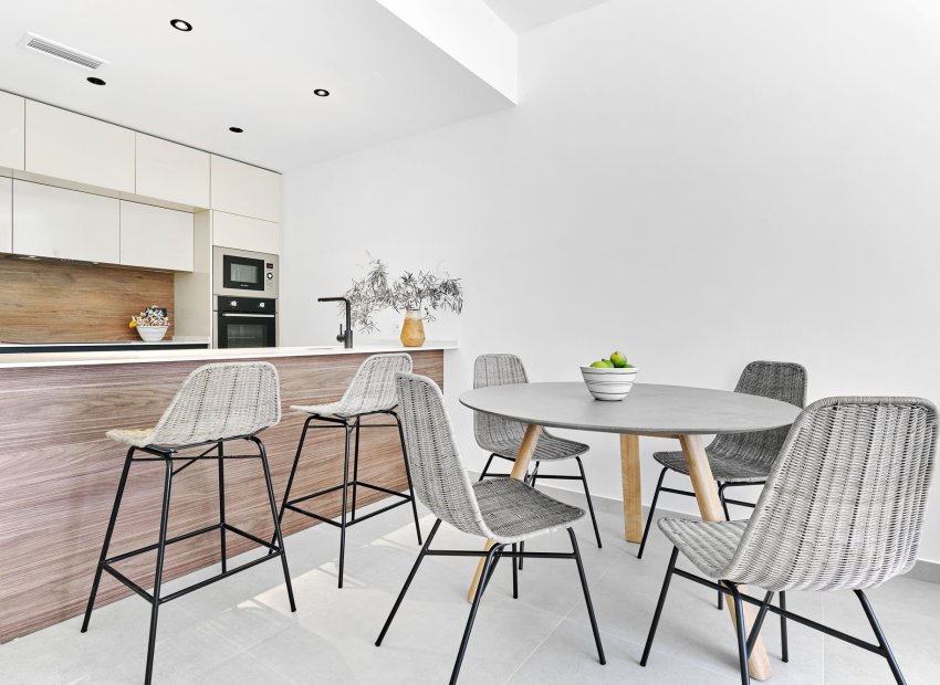 Nouvelle construction - Bungalow-Appartement -
Torrevieja