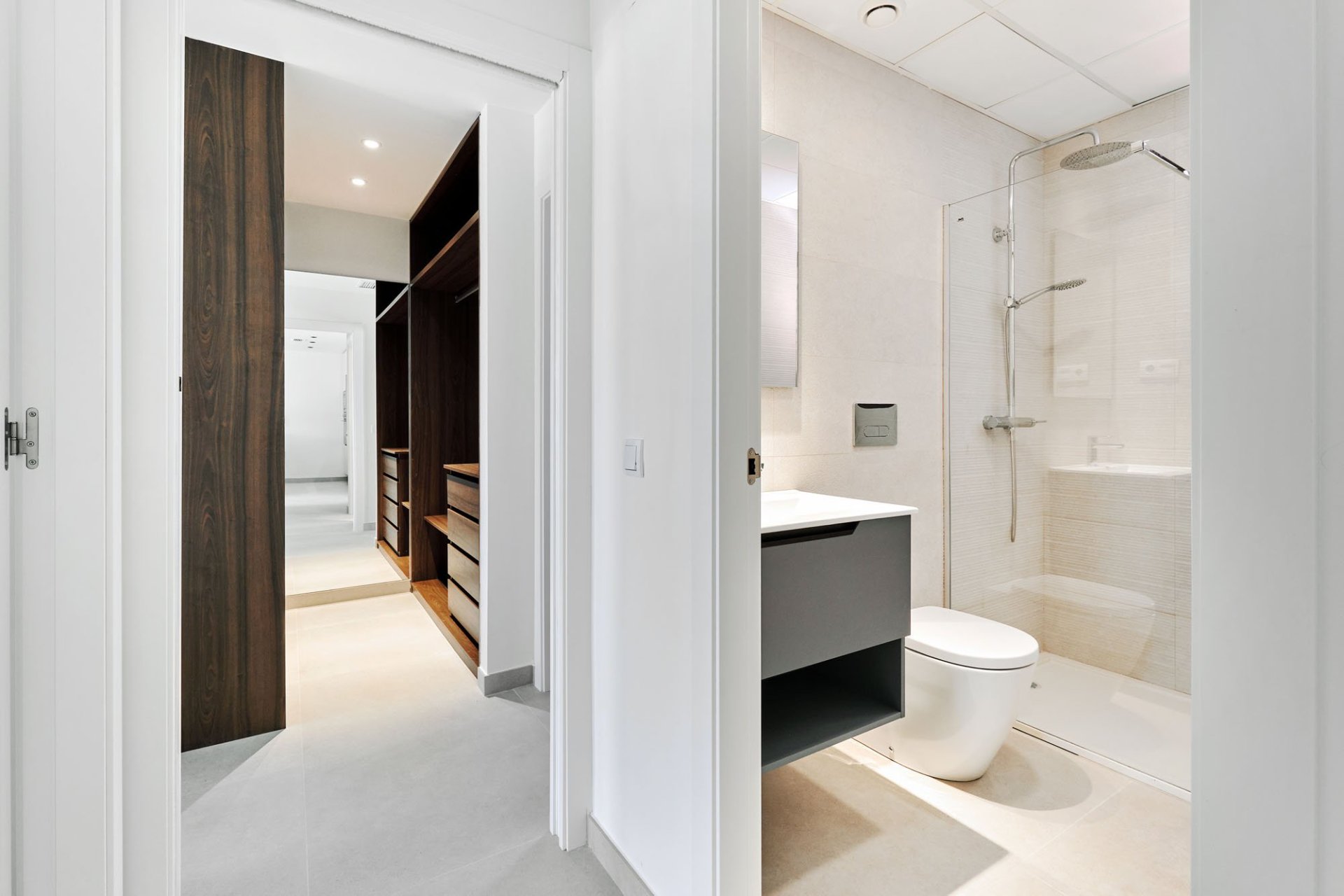 Nouvelle construction - Bungalow-Appartement -
Torrevieja