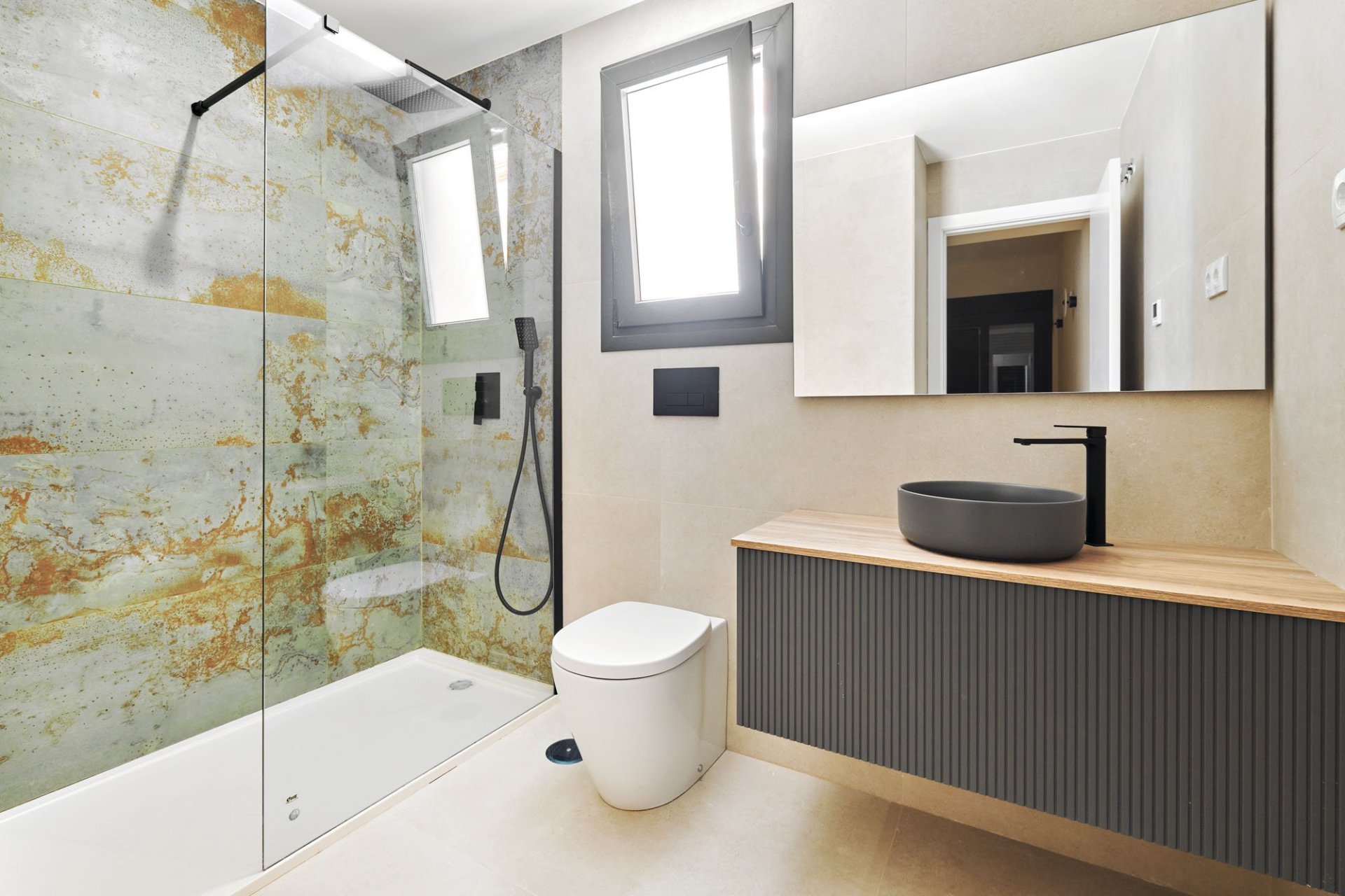Nouvelle construction - Bungalow-Appartement -
Torrevieja