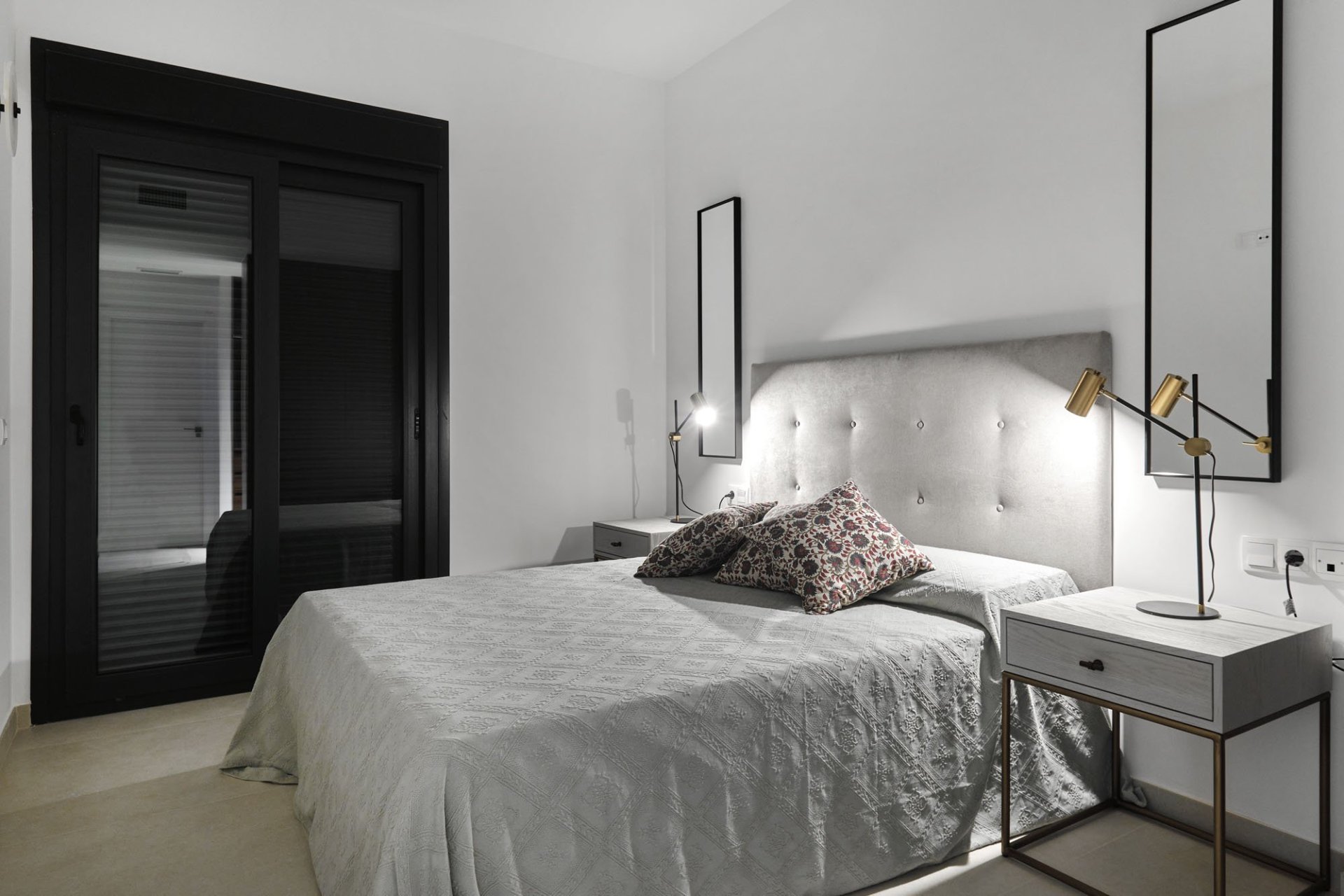Nouvelle construction - Bungalow-Appartement -
Torrevieja