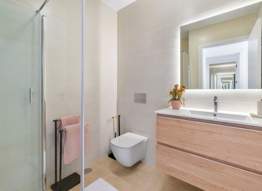 Nouvelle construction - Bungalow-Appartement -
Torrevieja