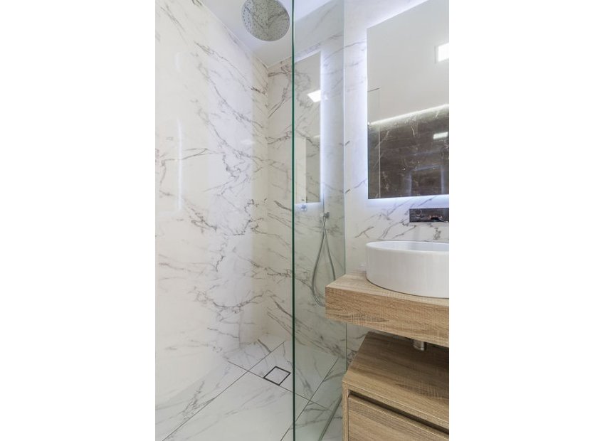 Nouvelle construction - Bungalow-Appartement -
Torrevieja