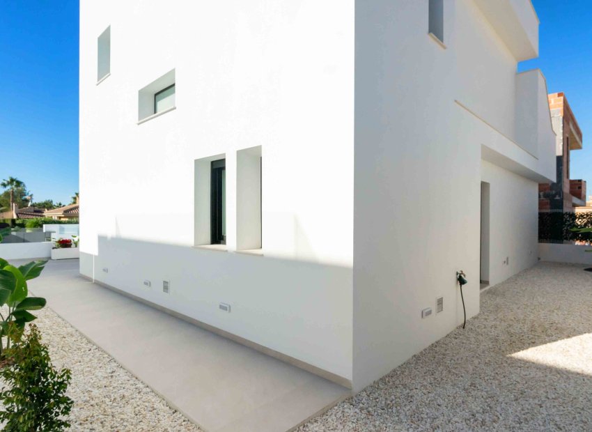Nouvelle construction - Villa individuelle -
Rojales