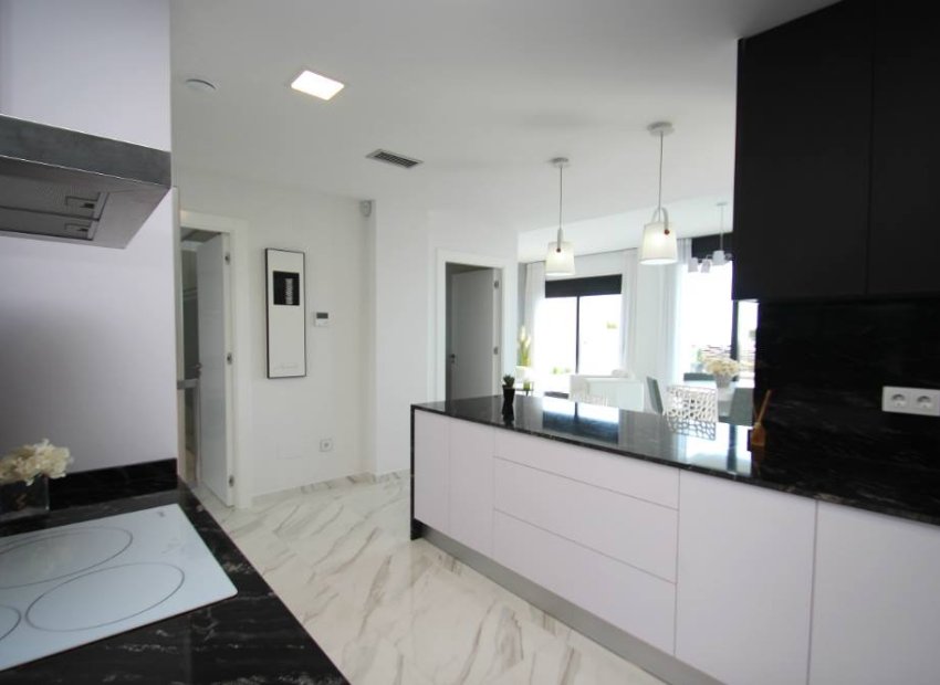 Nouvelle construction - Villa individuelle -
San Miguel de Salinas