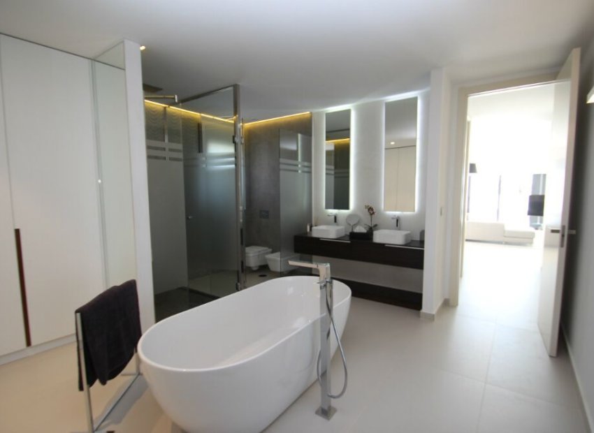 Nouvelle construction - Villa individuelle -
San Miguel de Salinas