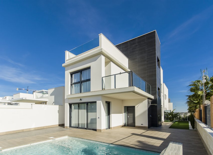 Nybygg - Frittliggende villa -
San Miguel de Salinas