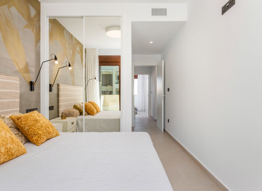 Nybyggnation - Bungalow-Lägenhet -
Torrevieja