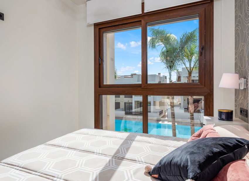 Nybyggnation - Bungalow-Lägenhet -
Torrevieja