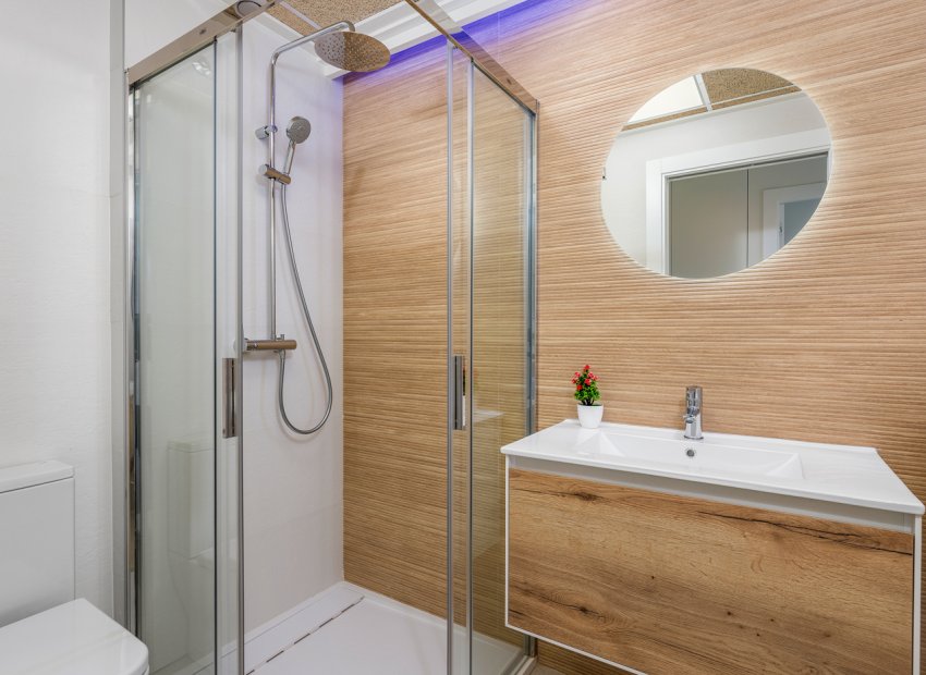 Nybyggnation - Bungalow-Lägenhet -
Torrevieja