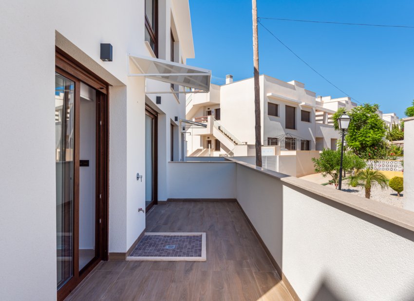 Nybyggnation - Bungalow-Lägenhet -
Torrevieja