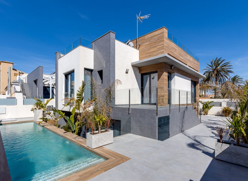 Nybyggnation - Fristående villa -
La Mata