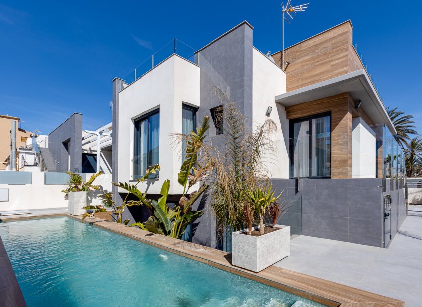 Nybyggnation - Fristående villa -
La Mata