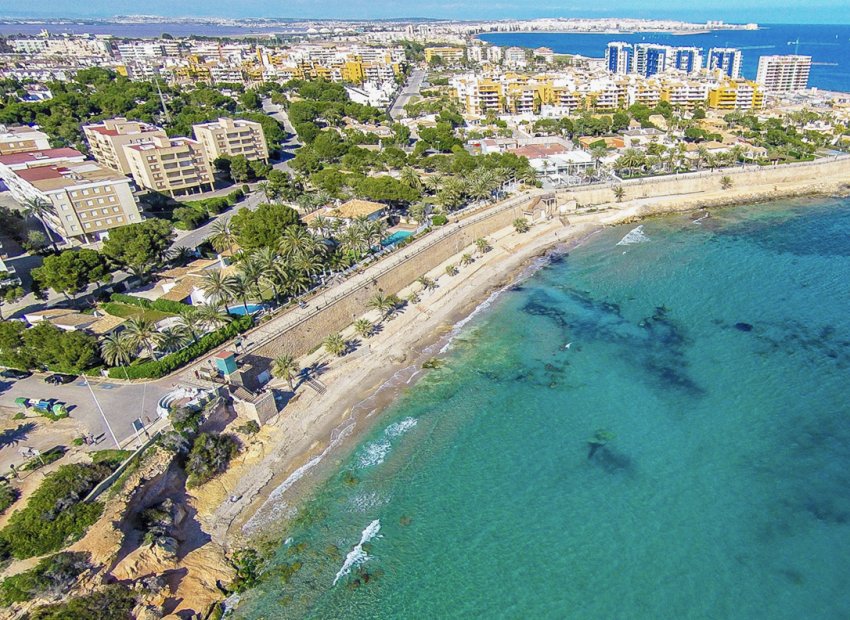 Obra nueva - Apartamento / Piso -
Cabo Roig