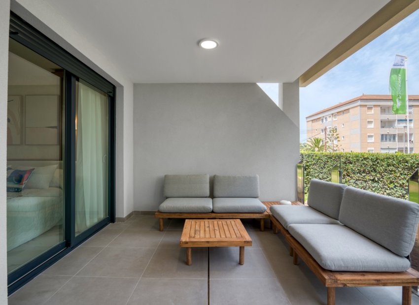 Obra nueva - Apartamento / Piso -
Torrevieja