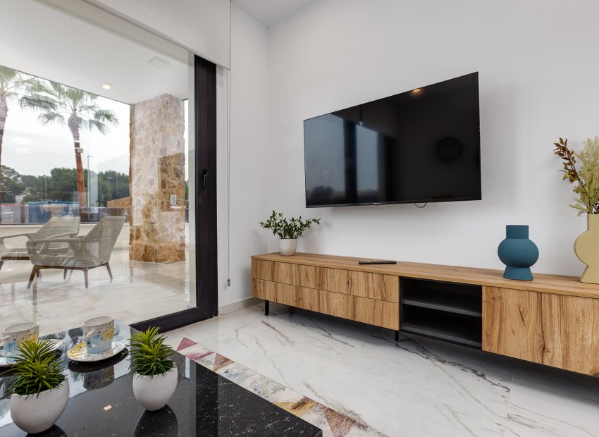 Obra nueva - Apartamento / Piso -
Torrevieja