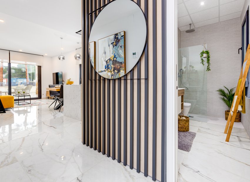 Obra nueva - Apartamento / Piso -
Torrevieja