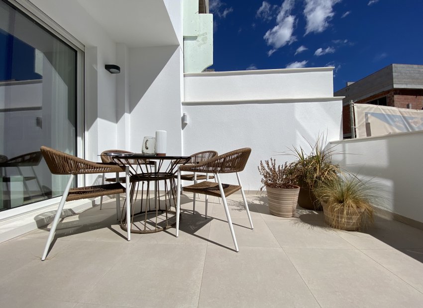 Obra nueva - Bungalow-Piso -
Pilar de la Horadada
