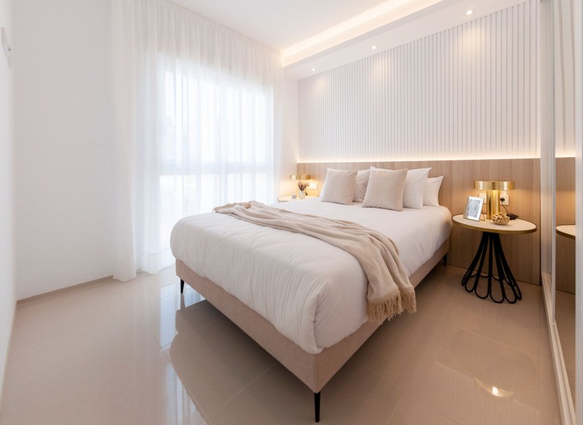 Obra nueva - Bungalow-Piso -
Rojales